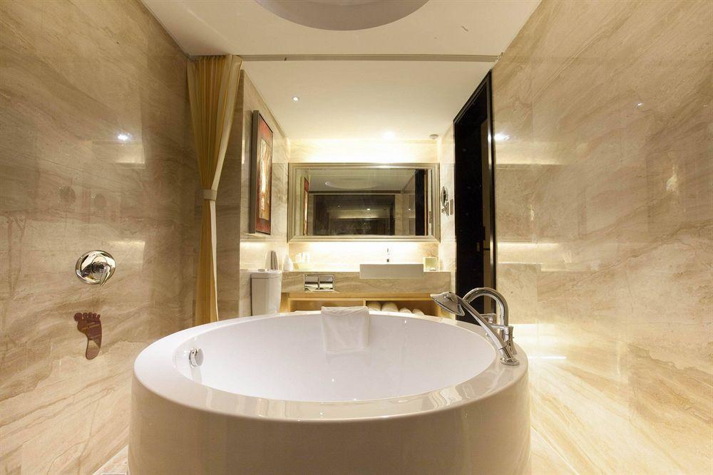 Nanning Landmark Hotel ภายนอก รูปภาพ